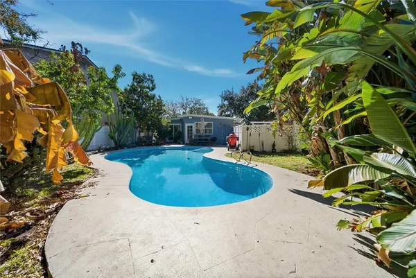 a view of outdoor space