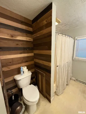 $155,000 | 820 West McDonough Street, Macomb, IL 61455