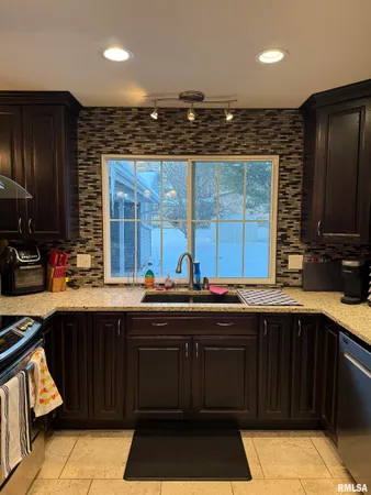 $155,000 | 820 West McDonough Street, Macomb, IL 61455