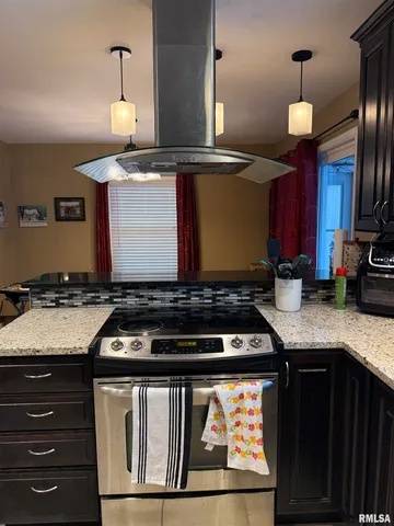 $165,000 | 820 West McDonough Street, Macomb, IL 61455