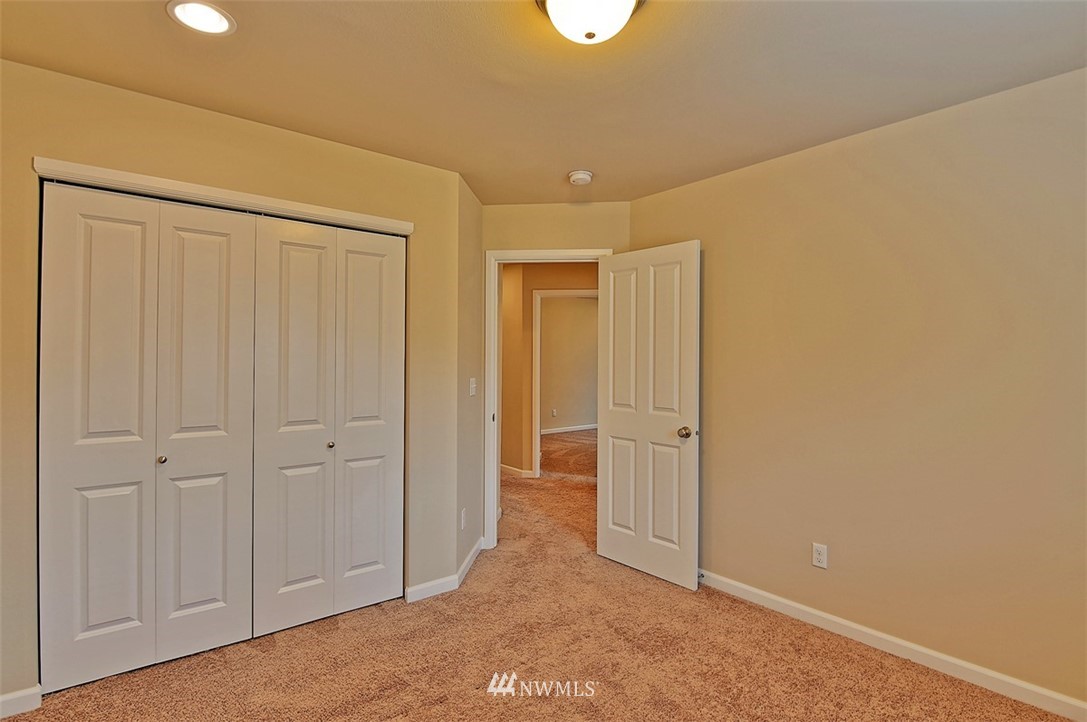 4107 181st Place Southeast Bothell, WA 98012 - Photo 20 of 25 Gallery Image 20