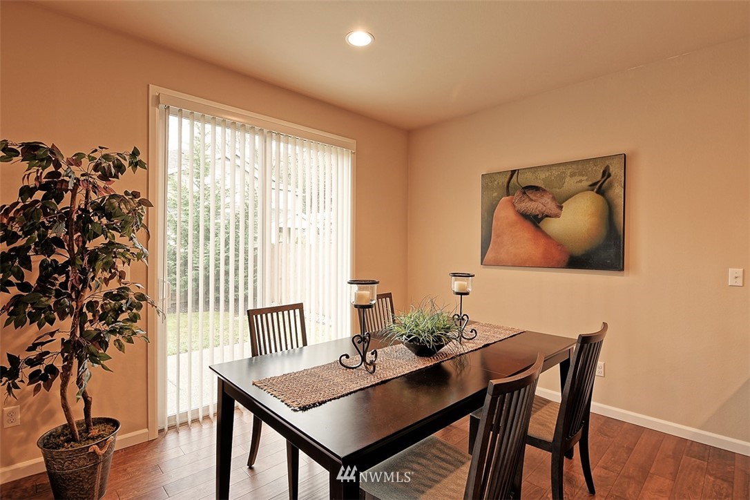 4107 181st Place Southeast Bothell, WA 98012 - Photo 7 of 25 Gallery Image 7