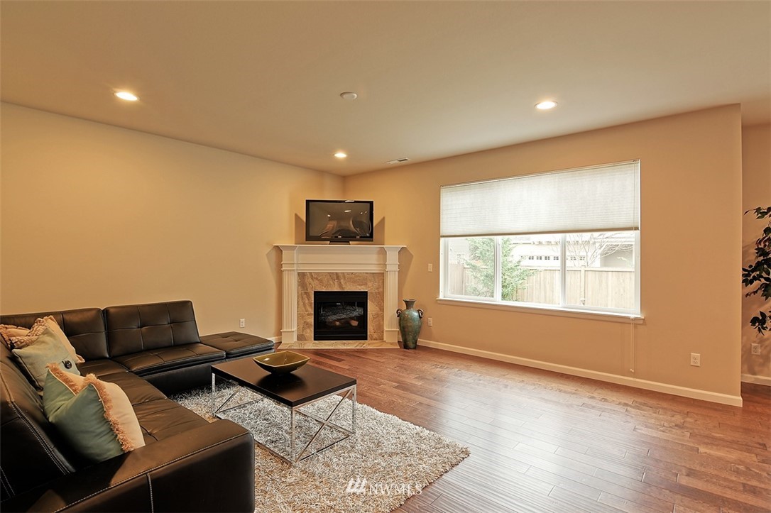 4107 181st Place Southeast Bothell, WA 98012 - Photo 8 of 25 Gallery Image 8