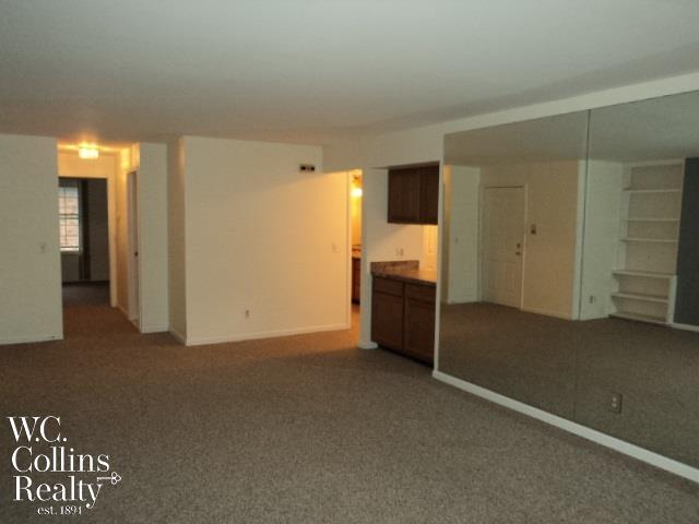 1685 Huntington Park Rochester Hills, MI 48309 - Photo 5 of 16