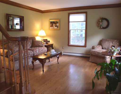 9 Whitmanville Road Westminster, MA 01473 - Photo 4 of 11 Gallery Image 4