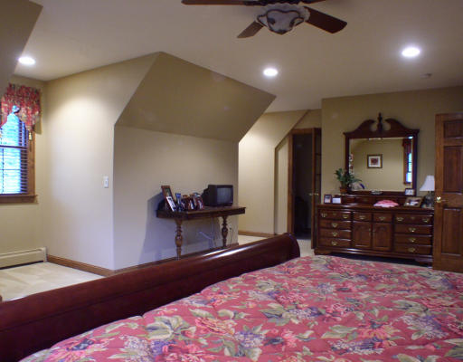 9 Whitmanville Road Westminster, MA 01473 - Photo 10 of 11 Gallery Image 10