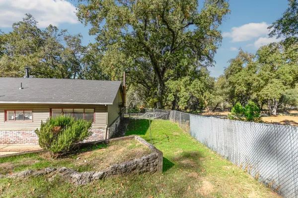 $395,000 | 17542 Climax Road, Jackson, CA 95642