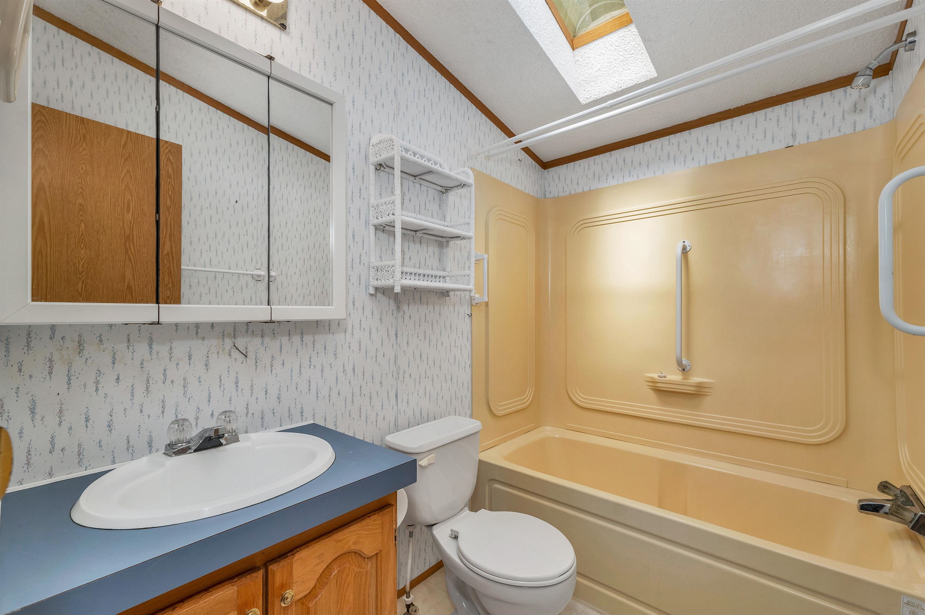 18 Drake Road Meredith, NH 03269 - Photo 17 of 38 Gallery Image 17