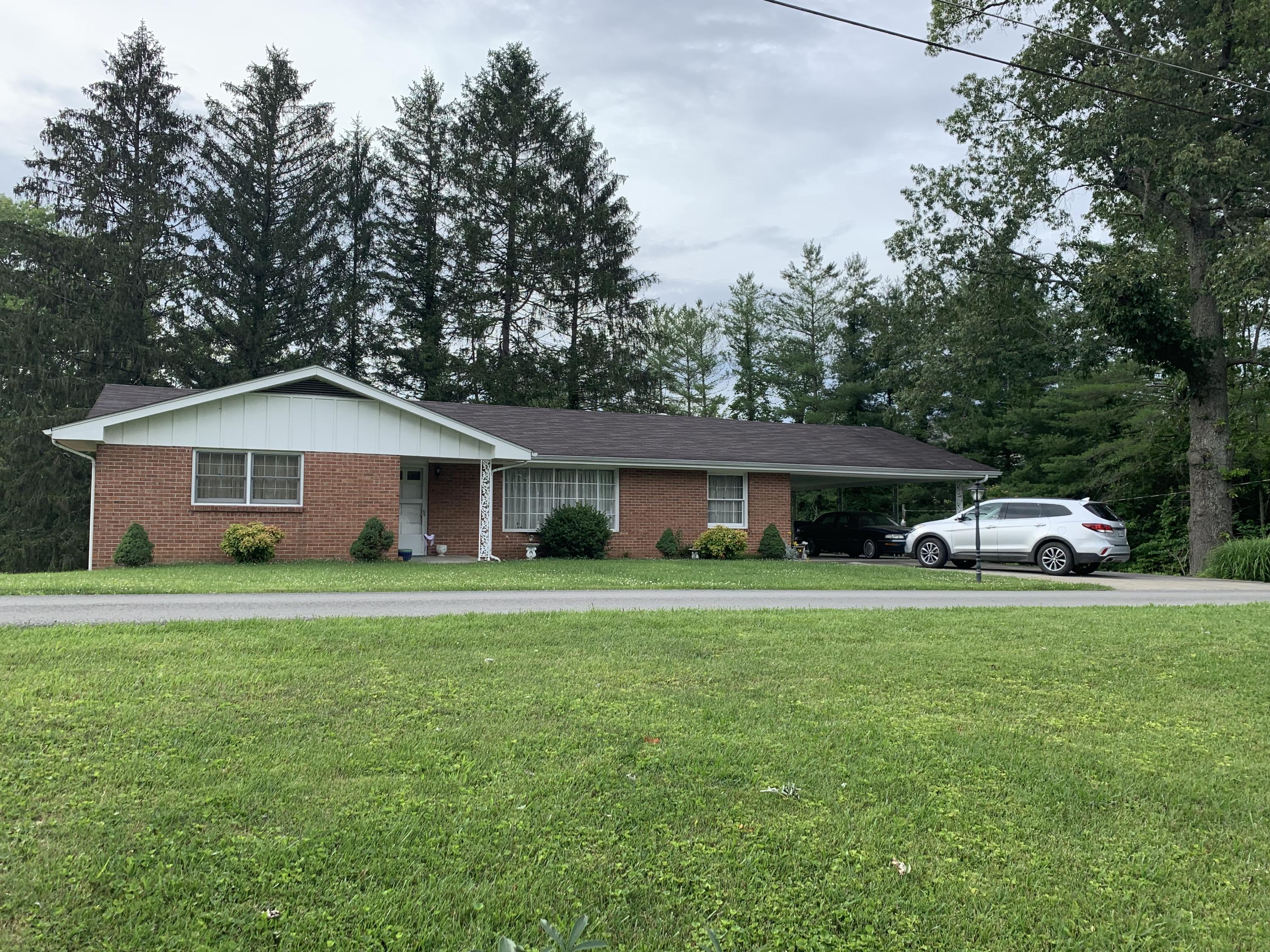 600 Elmwood Road Middlesboro, KY 40965 - Photo 1 of 1 27C457EC-B1EB-411B-98AF-BE15E583B75A