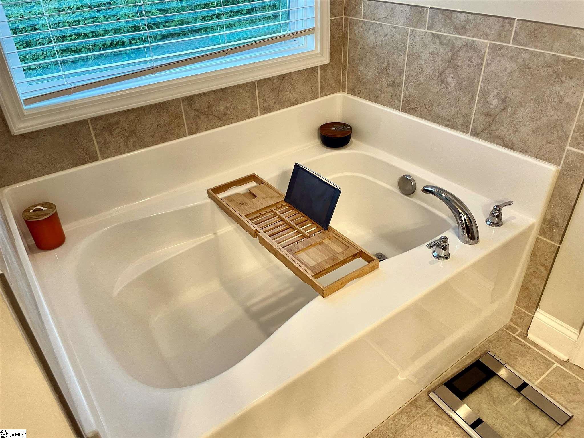 208 Noble Creek Road Woodruff, SC 29388 - Photo 11 of 28 Gallery Image 11