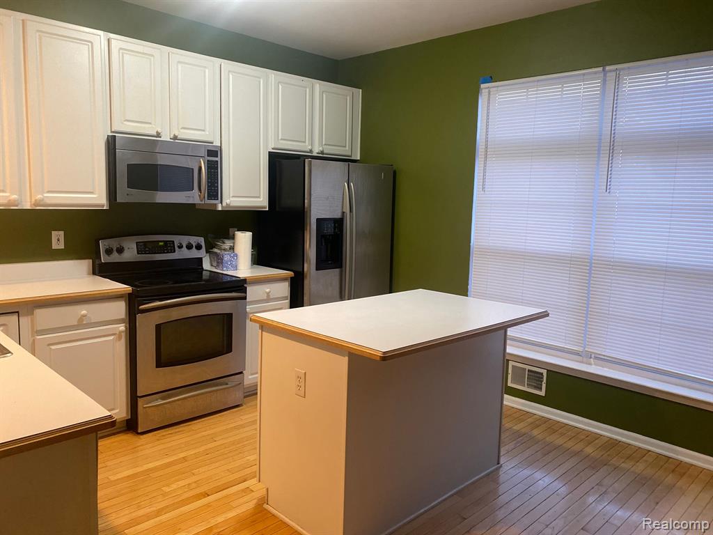 636 Cherry Orchard Road, Unit 152 Canton, MI 48188 - Photo 7 of 21