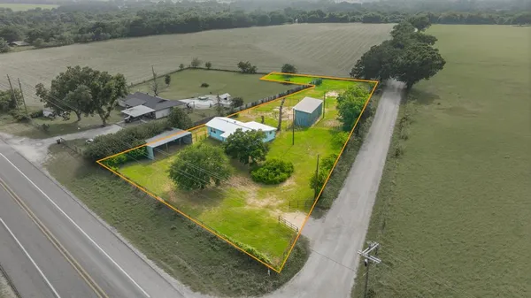 $1,800 | 25263 North Us Highway, Stephenville, TX 76401