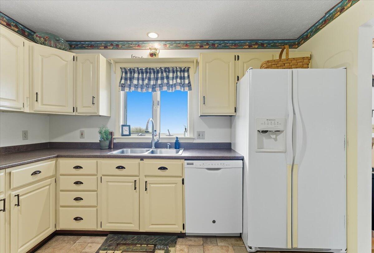 845 Upper Street Turner, ME 04282 - Photo 11 of 84 68-845 Upper St_Turner_ME-68