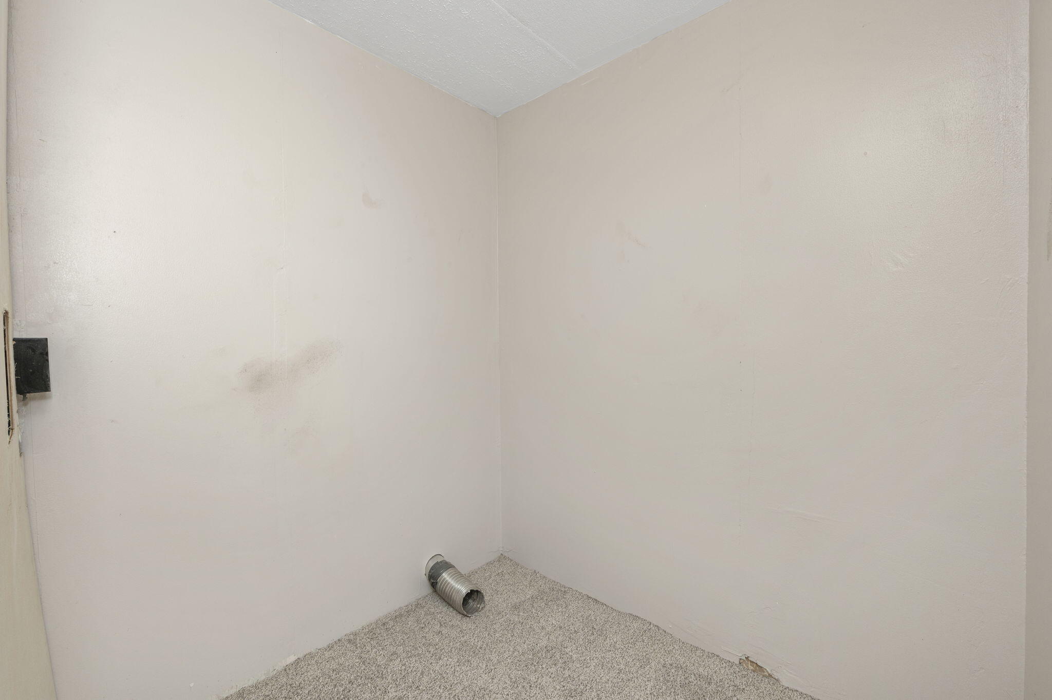 1108 Country Living Road Baker, FL 32531 - Photo 21 of 33 a view of a small space