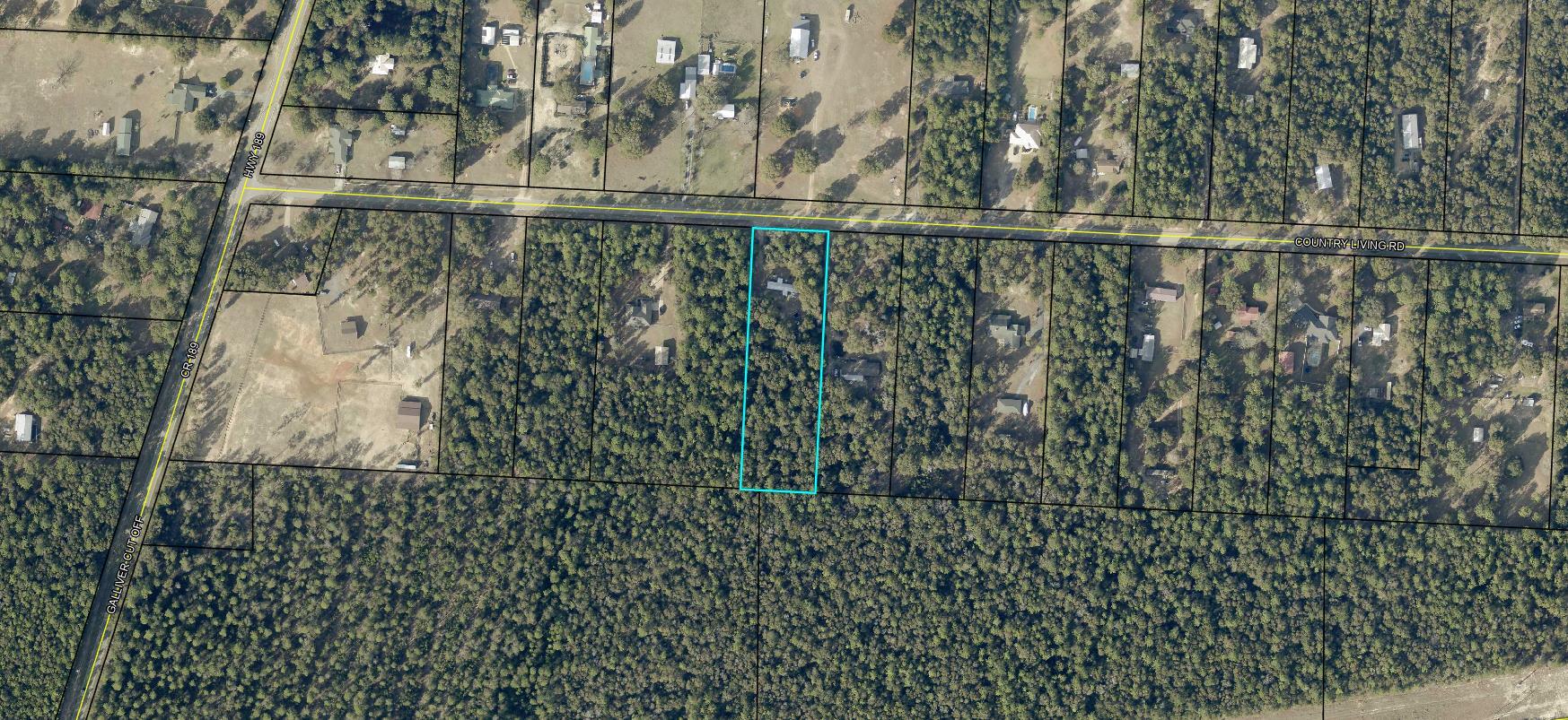 1108 Country Living Road Baker, FL 32531 - Photo 33 of 33 a bathroom with a shower