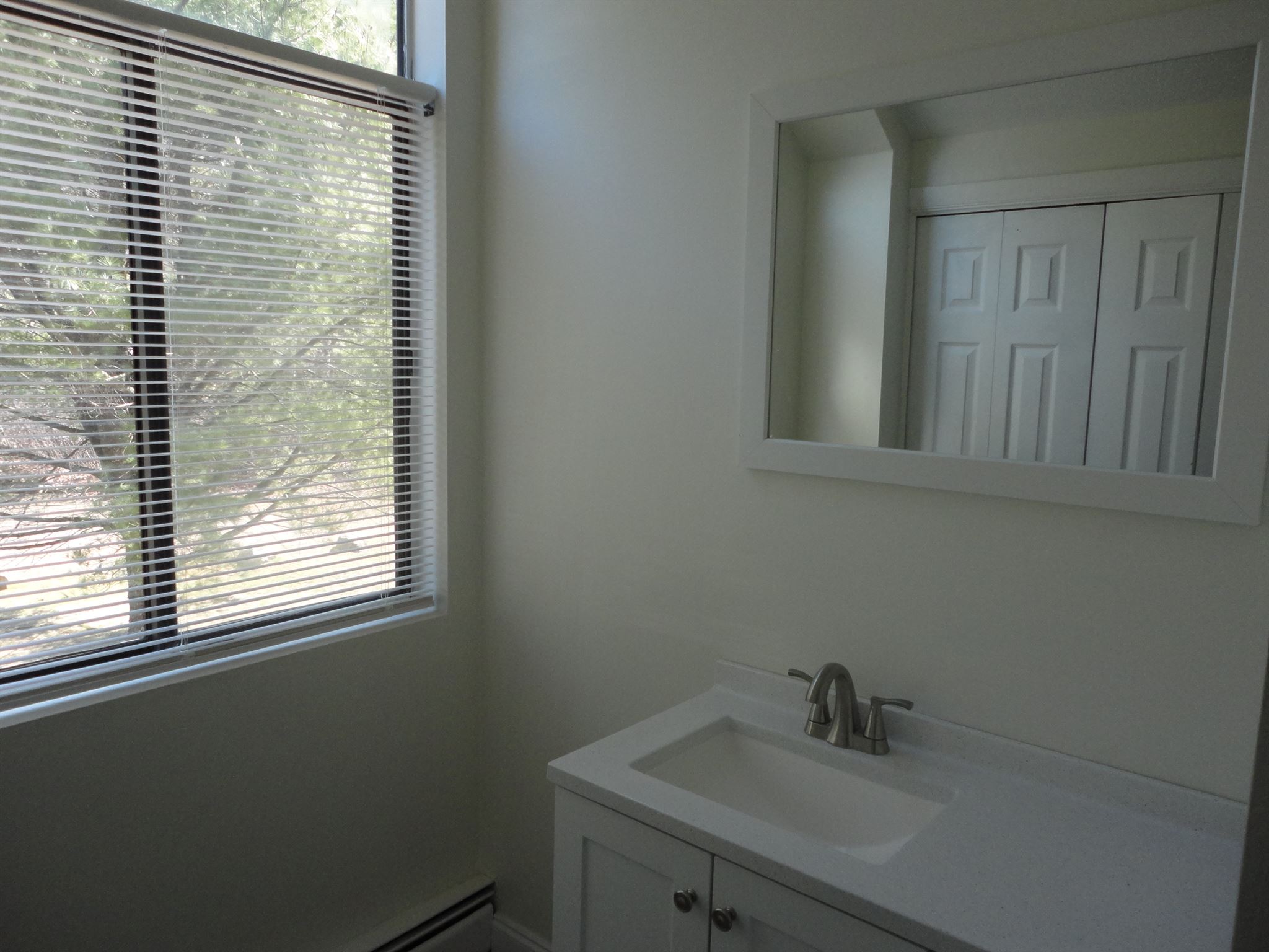 49 Franklin Heights Rochester, NH 03867 - Photo 17 of 23