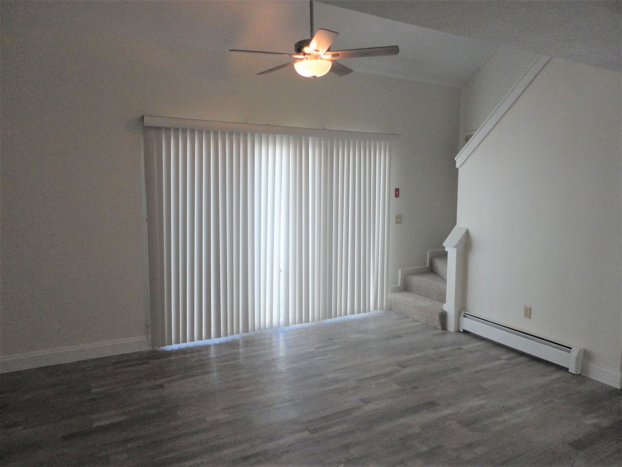 49 Franklin Heights Rochester, NH 03867 - Photo 10 of 23