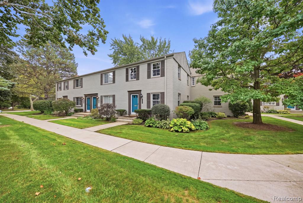 1684 Graefield Road, Unit 60 Birmingham, MI 48009 - Photo 26 of 32 Gallery Image 26