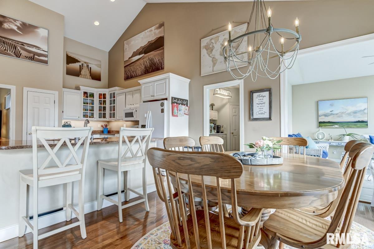 2700 Tartan Way Springfield, IL 62711 - Photo 15 of 47