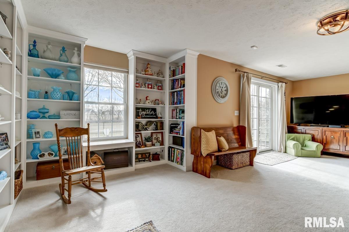 2700 Tartan Way Springfield, IL 62711 - Photo 31 of 47