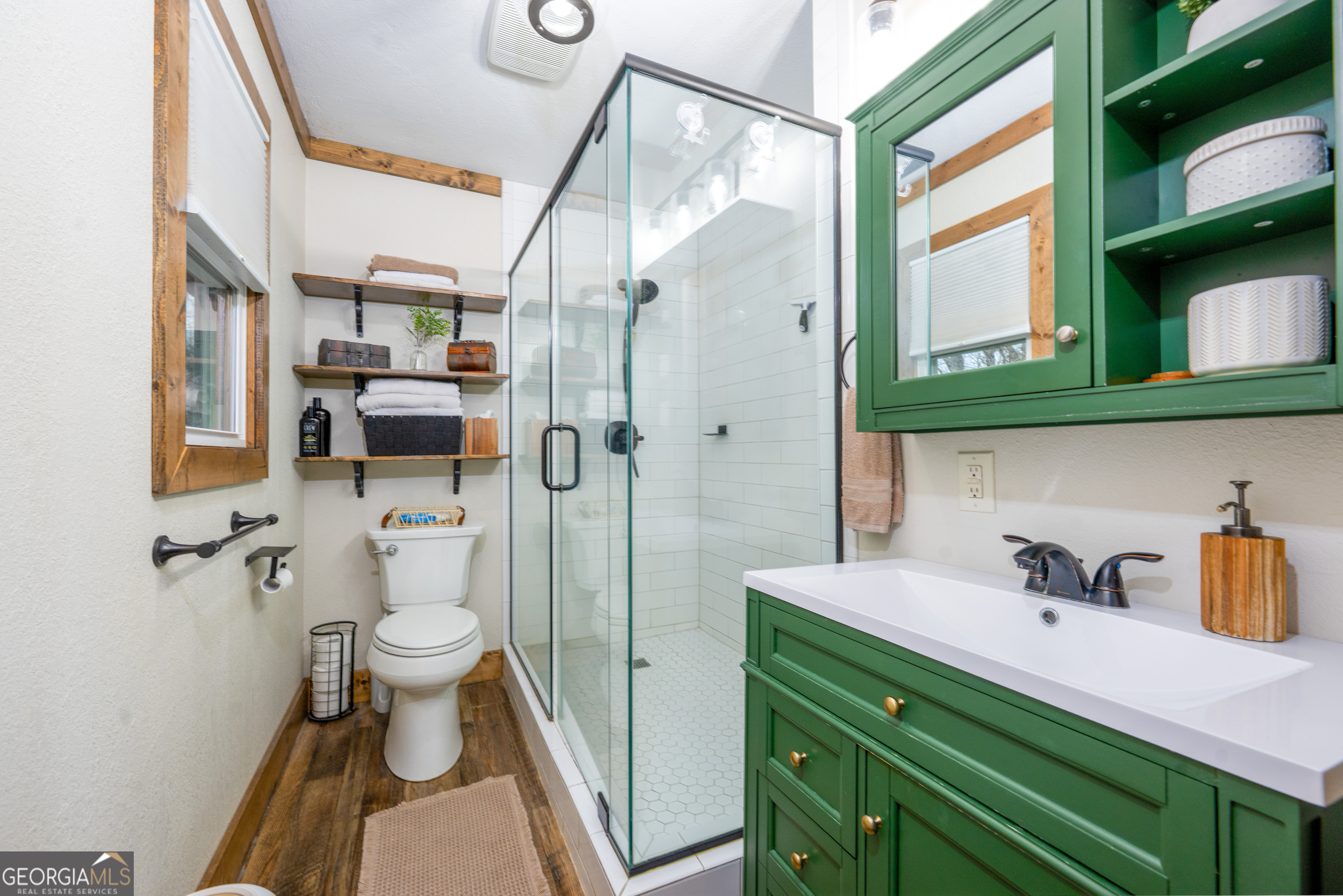 206 Hedden Road Murphy, NC 28906 - Photo 14 of 29 a bathroom with a sink toilet and shower
