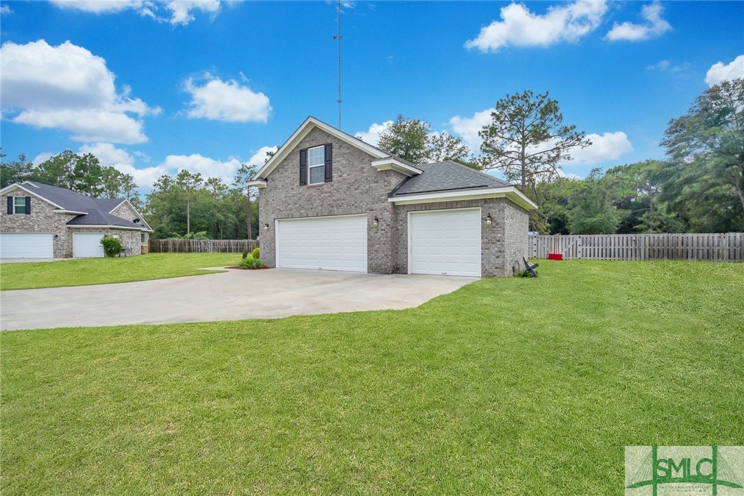 110 Mingledorff Court Springfield, GA 31329 - Photo 2 of 41
