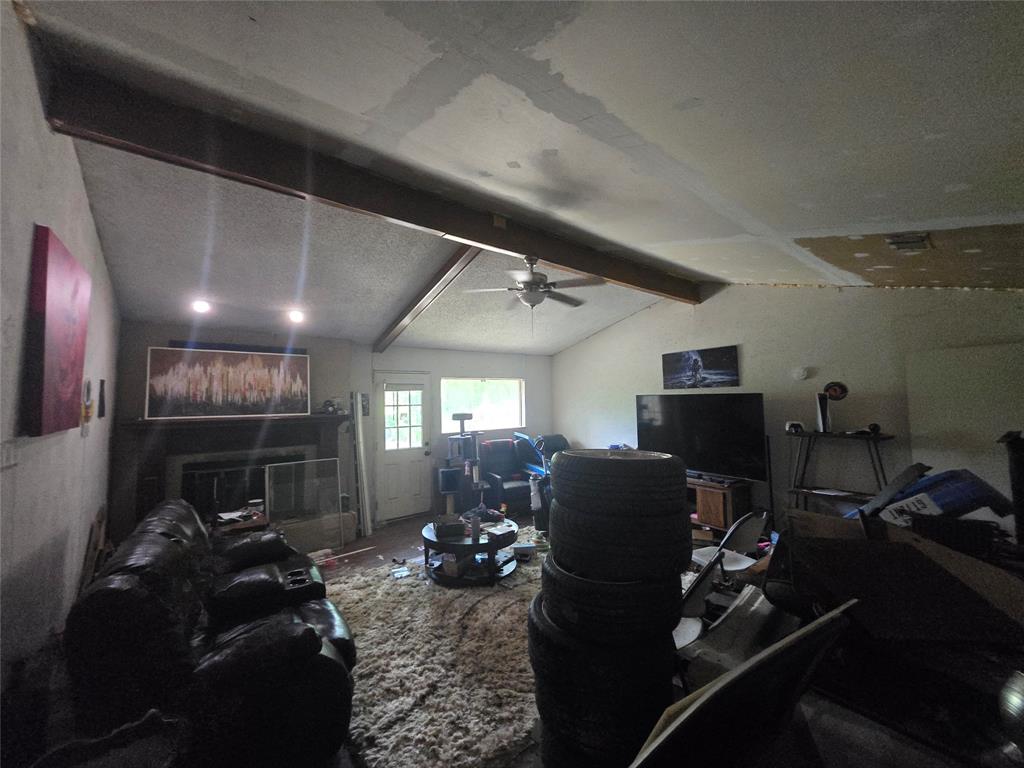 5082 Bennett Road Wylie, TX 75098 - Photo 13 of 26 a living room with furniture