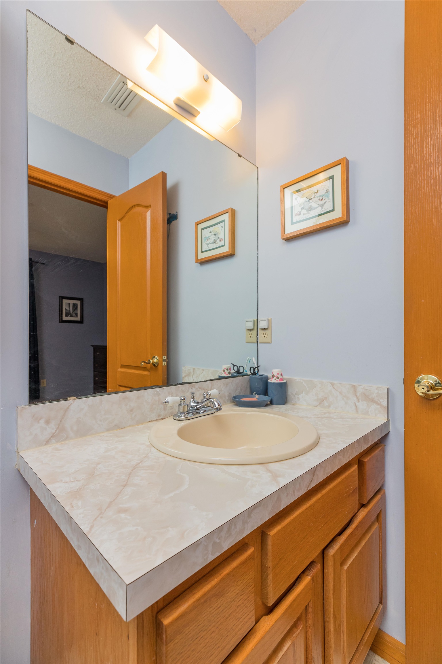 3224 Turtle Creek Road St. Augustine, FL 32086 - Photo 34 of 44 a room with a sink and a refrigerator