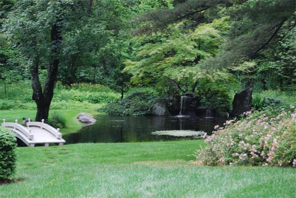 9 Lowell Road Wellesley, MA 02481 - Photo 2 of 30 Gallery Image 2
