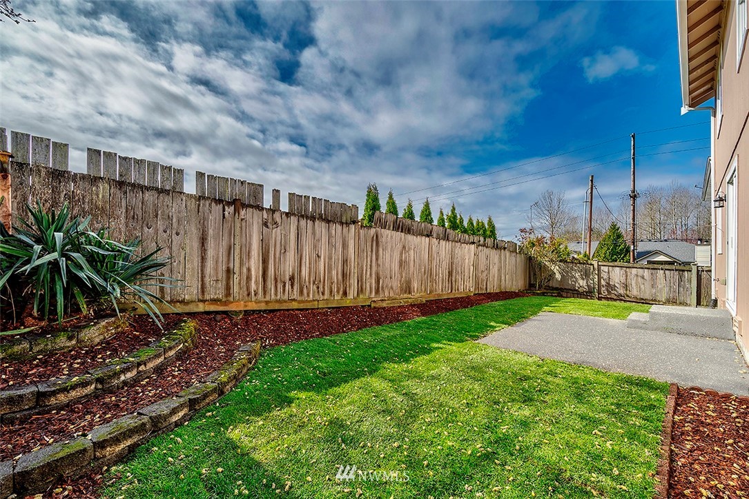 407 South 53rd Place Renton, WA 98055 - Photo 11 of 23 Gallery Image 11