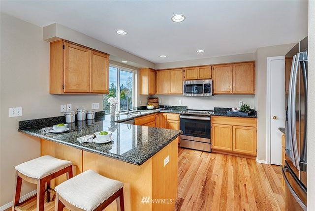 $705,000 | 407 South 53rd Place, Renton, WA 98055