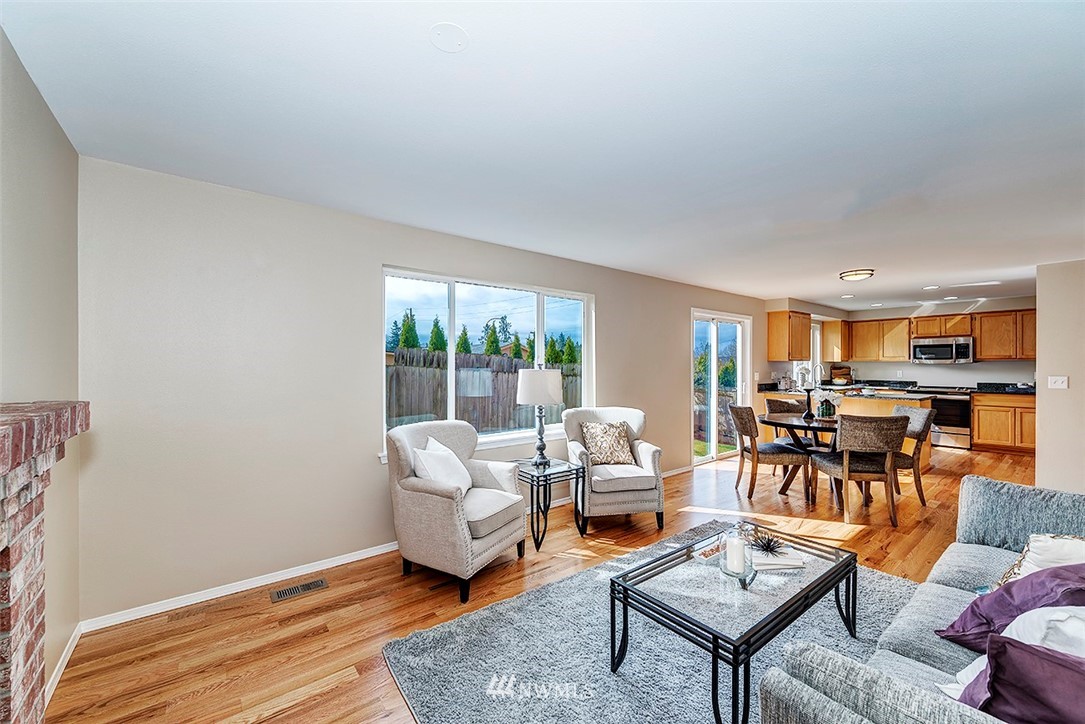 407 South 53rd Place Renton, WA 98055 - Photo 10 of 23 Gallery Image 10