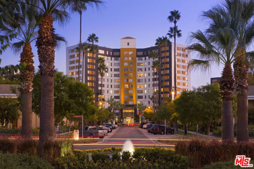 6200 West 3rd St Unit 3403D  