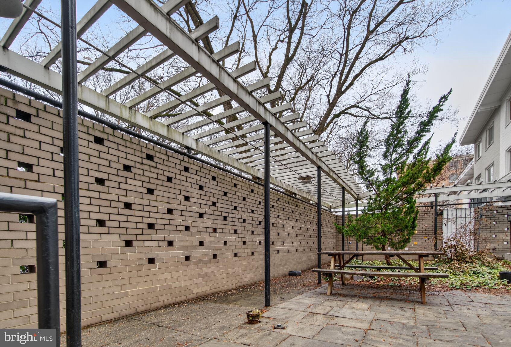 301 I Street Southwest, Unit 108 Washington, DC 20024 - Photo 20 of 21 Private patio area