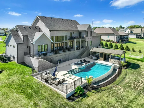 $2,499,000 | 617 Cole's Ferry Road, Gallatin, TN 37066