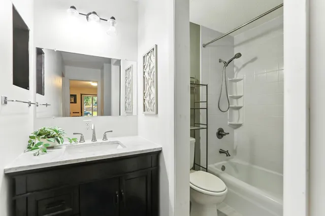 $130,000 | 4207 Lakeside Avenue North, Unit 134, Brooklyn Center, MN 55429