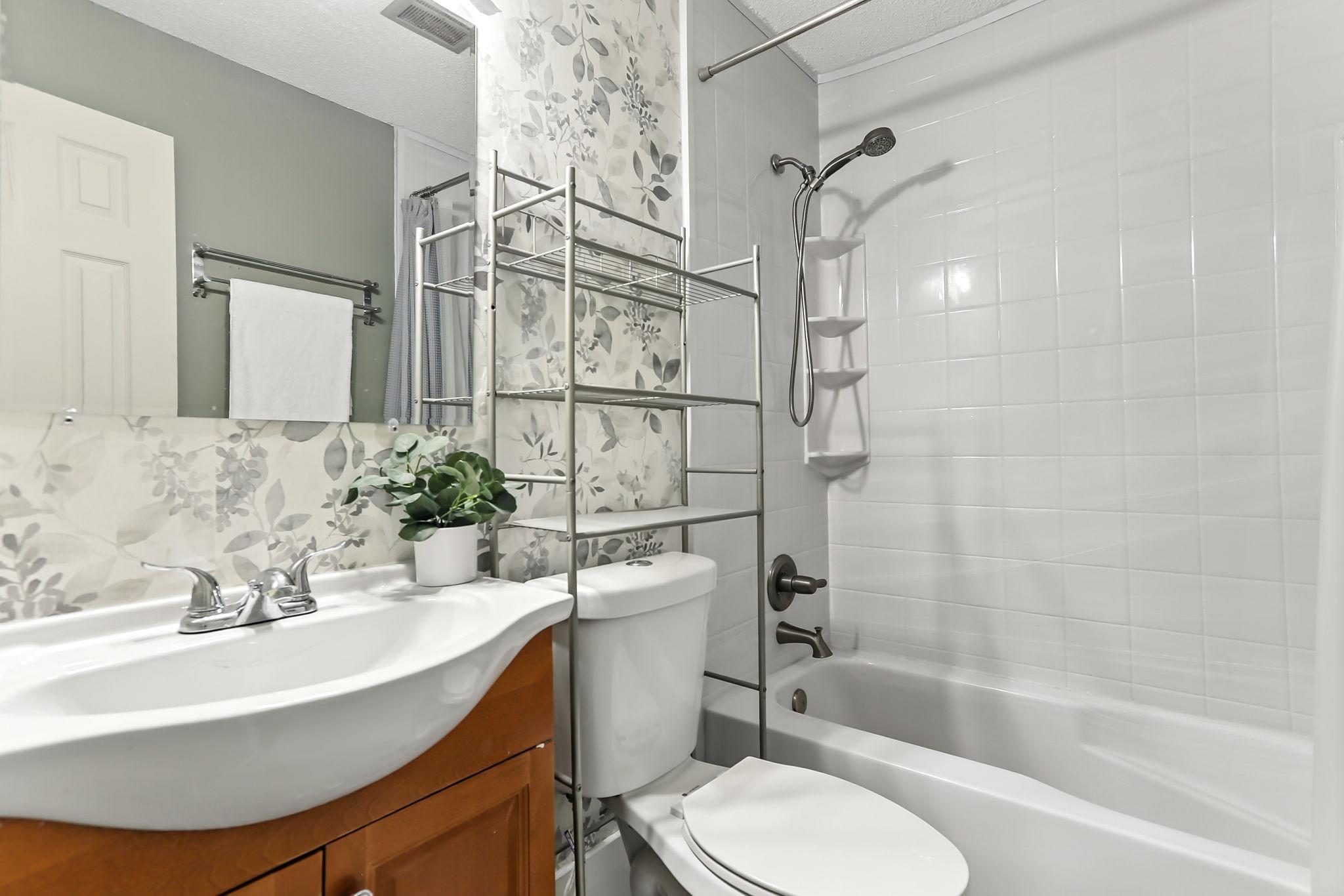 4207 Lakeside Avenue North, Unit 134 Brooklyn Center, MN 55429 - Photo 19 of 25