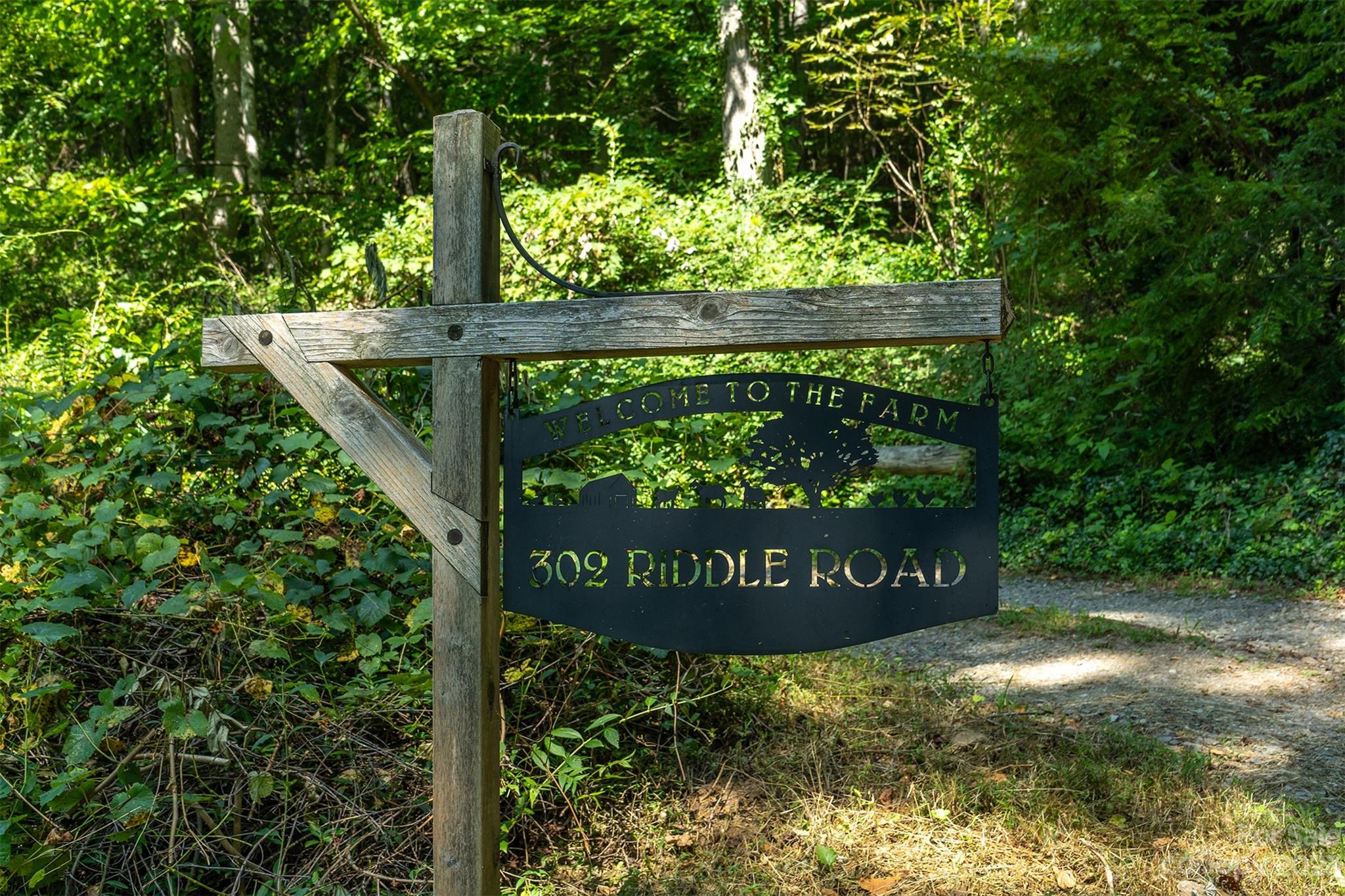 302 Riddle Road Swannanoa, NC 28778 - Photo 35 of 38 Gallery Image 35