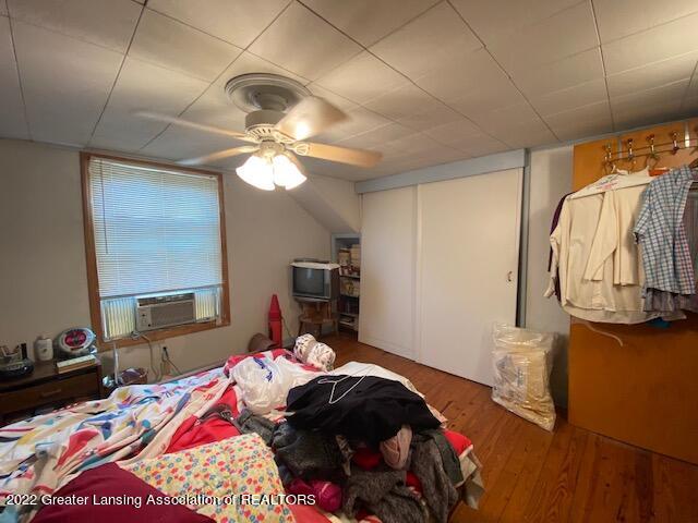 1207 Reo Road Lansing, MI 48910 - Photo 17 of 27 Bedroom