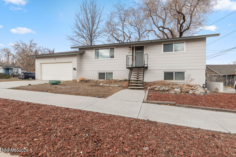 655 Walker Avenue (1 of 14)