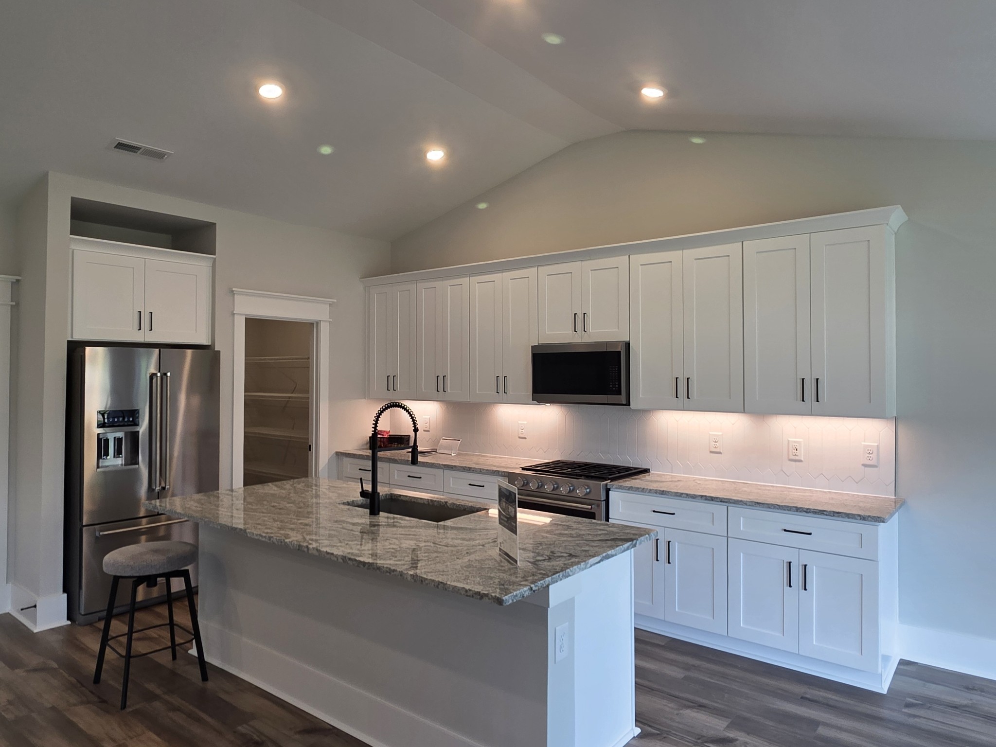 604 Silver Trace White House, TN 37188 - Photo 10 of 43