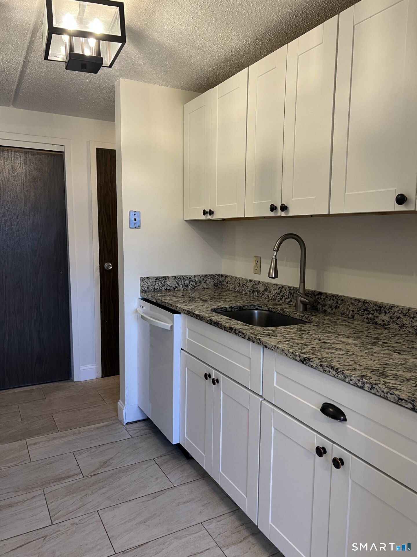 126 Triangle Street, Unit A41 Danbury, CT 06810 - Photo 7 of 16