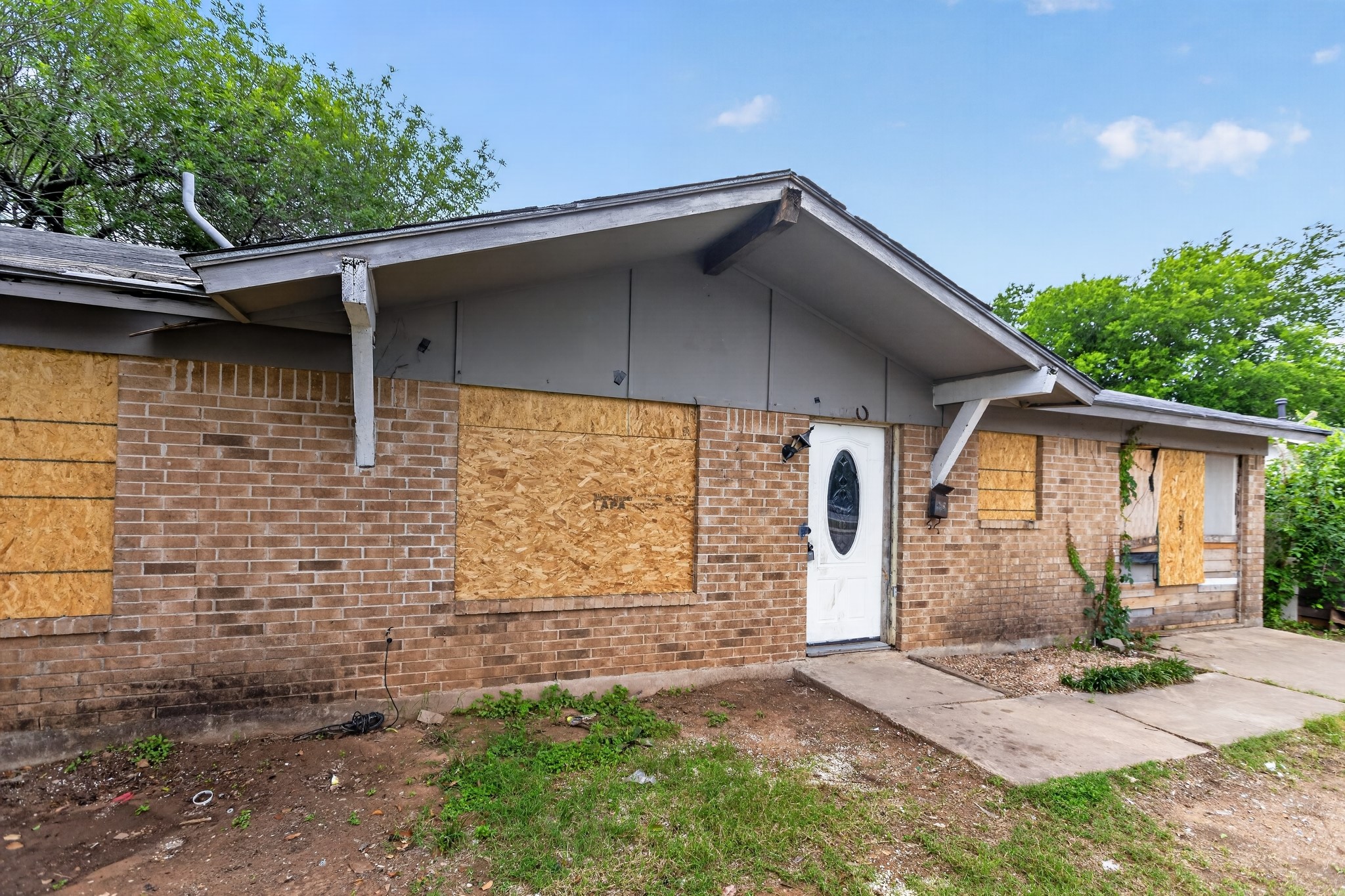 1003 Arthur Stiles Road Austin, TX 78721 - Photo 4 of 30
