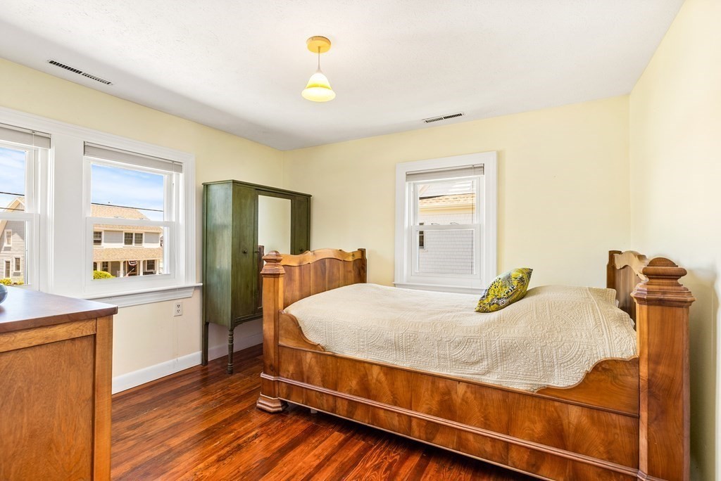 87 Marion Road Scituate, MA 02066 - Photo 19 of 32