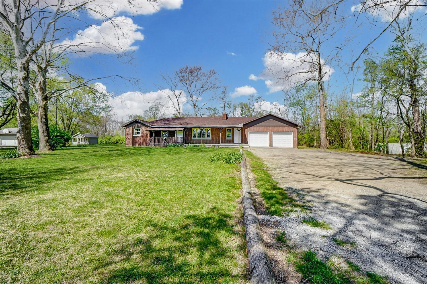 4451 Shaker Road Franklin, OH 45005 - Photo 3 of 39 Gallery Image 3