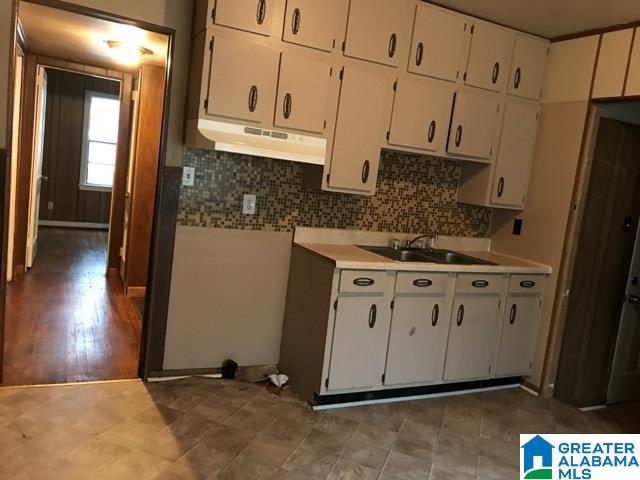 1320 Pineview Road Birmingham, AL 35228 - Photo 3 of 10
