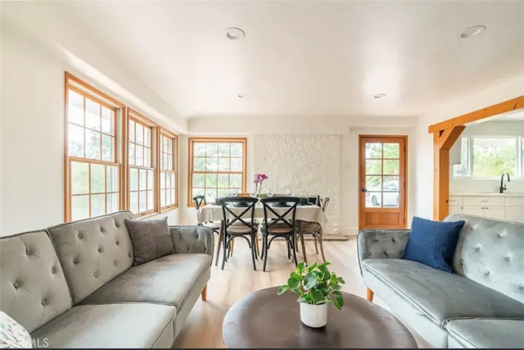 3946 Puerco Canyon Road Malibu, CA 90265 - Photo 2 of 11