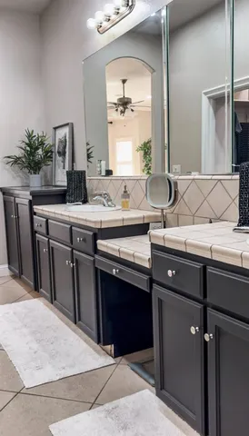 $625,000 | 1015 East Chestnut Court, Visalia, CA 93292