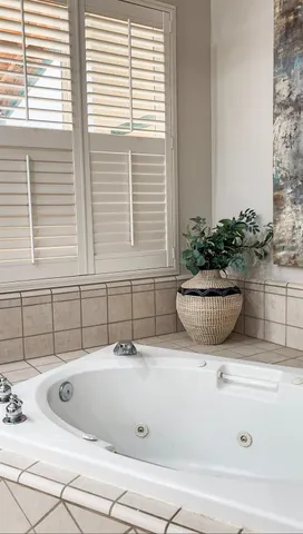 $625,000 | 1015 East Chestnut Court, Visalia, CA 93292