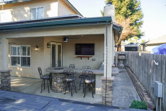 $625,000 | 1015 East Chestnut Court, Visalia, CA 93292